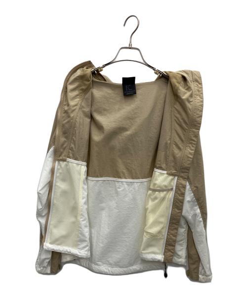 Jack Wolfskin（ジャック ウルフスキン）Jack Wolfskin (ジャック ウルフスキン) JP CLASSIC VERSA JACKET W ベージュ×ホワイト サイズ:Lの古着・服飾アイテム