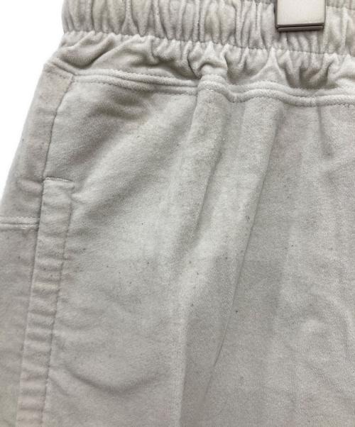 COGTHEBIGSMOKE（コグザビッグスモーク）COGTHEBIGSMOKE (コグザビッグスモーク) ADJUSTABLE HEM ベージュ サイズ:ＦＲＥＥの古着・服飾アイテム