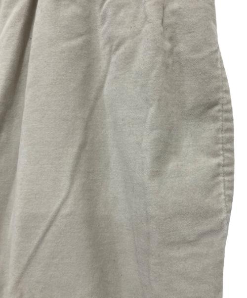 COGTHEBIGSMOKE（コグザビッグスモーク）COGTHEBIGSMOKE (コグザビッグスモーク) ADJUSTABLE HEM ベージュ サイズ:ＦＲＥＥの古着・服飾アイテム