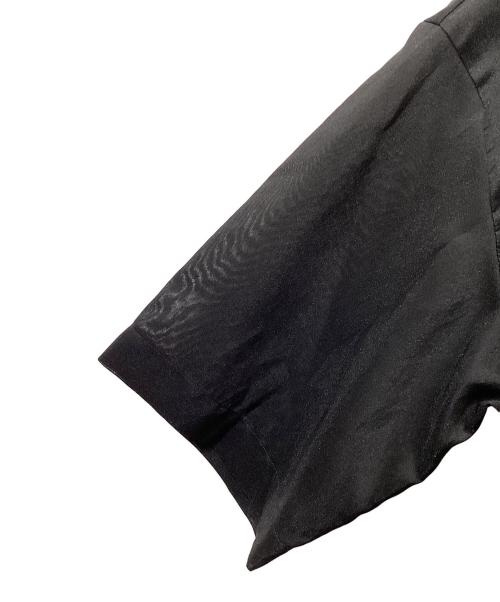 MURRAL（ミューラル）MURRAL (ミューラル) Monochrome tuck shirt ブラック サイズ:Fの古着・服飾アイテム
