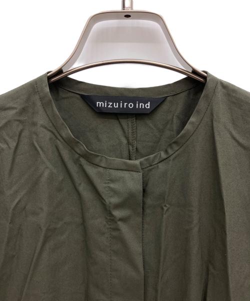 mizuiro-ind（ミズイロインド）mizuiro-ind (ミズイロインド) ウエストギャザーコクーンロングワンピース カーキ サイズ:Freeの古着・服飾アイテム