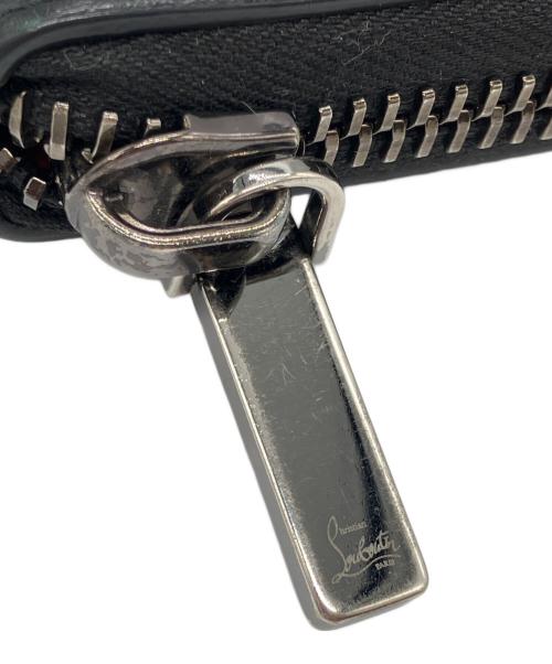 Christian Louboutin（クリスチャン・ルブタン）Christian Louboutin (クリスチャン・ルブタン) PANETTONE SPIKE　ラウンドファスナーウォレット　長財布 ブラックの古着・服飾アイテム