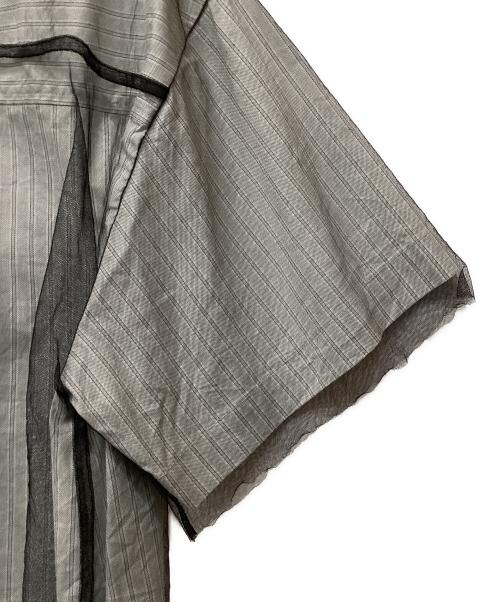 MAISON SPECIAL（メゾンスペシャル）MAISON SPECIAL (メゾンスペシャル) See-through Layered Tulle Shirt グレー×ブラック サイズ:FREEの古着・服飾アイテム