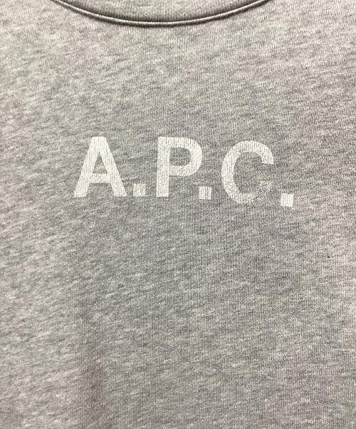 A.P.C.（アーペーセー）A.P.C. (アーペーセー) ロゴクルーネックスウェット グレー サイズ:XSの古着・服飾アイテム