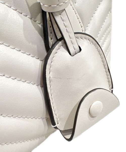 GUCCI（グッチ）GUCCI (グッチ) GGマーモントスモールトップハンドルバッグ ホワイトの古着・服飾アイテム