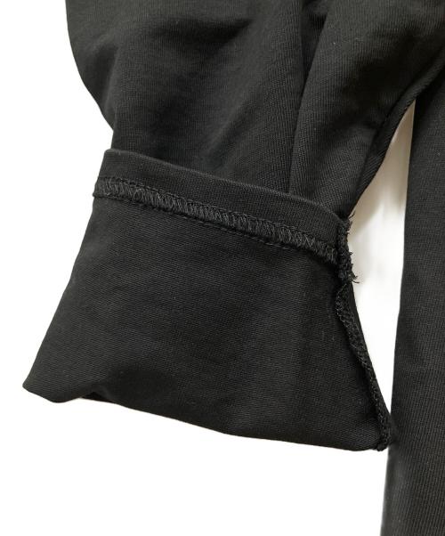 VONIQUE（ヴォニーク）VONIQUE (ヴォニーク) pointy sleeve one-piece ブラック サイズ:FREEの古着・服飾アイテム