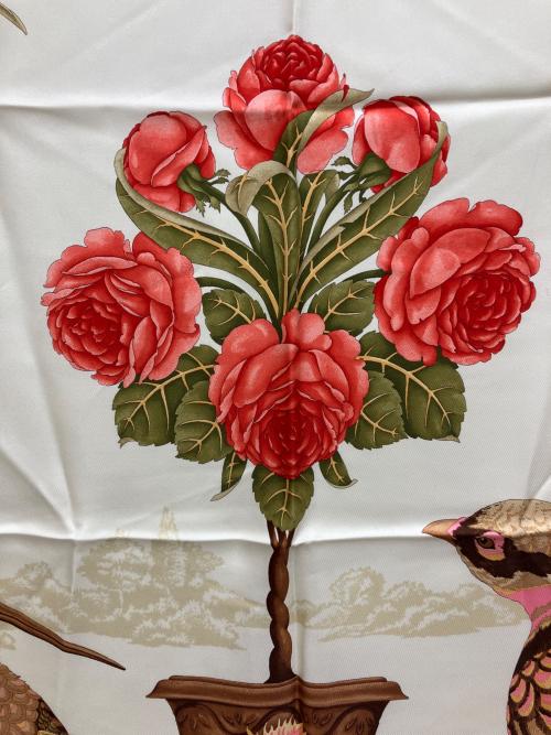 Salvatore Ferragamo（サルヴァトーレ フェラガモ）Salvatore Ferragamo (サルヴァトーレ フェラガモ) シルクスカーフ ブラックの古着・服飾アイテム