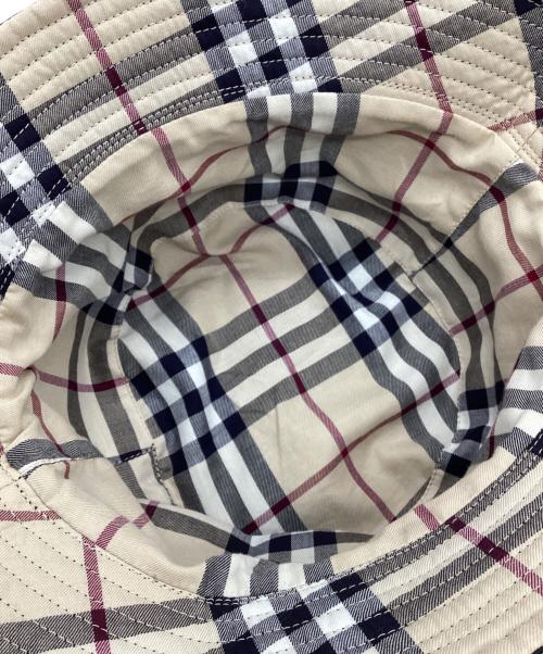BURBERRY LONDON（バーバリーロンドン）BURBERRY LONDON (バーバリーロンドン) リバーシブルバケットハット ベージュ×ブラックの古着・服飾アイテム