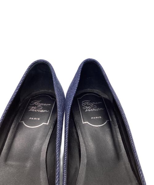 Roger Vivier（ロジェ ヴィヴィエ）Roger Vivier (ロジェ ヴィヴィエ) デニムパンプス インディゴ サイズ:37の古着・服飾アイテム