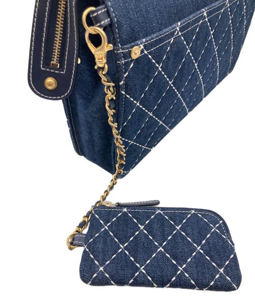 CHANEL（シャネル）CHANEL (シャネル) ポーチ付デニムクラッチバッグ インディゴの古着・服飾アイテム
