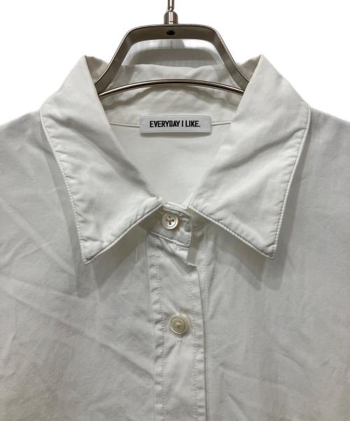 EVERYDAY I LIKE.（エヴリデイ アイ ライク）EVERYDAY I LIKE. (エヴリデイ アイ ライク) Big Wash シャツ ホワイト サイズ:FREEの古着・服飾アイテム