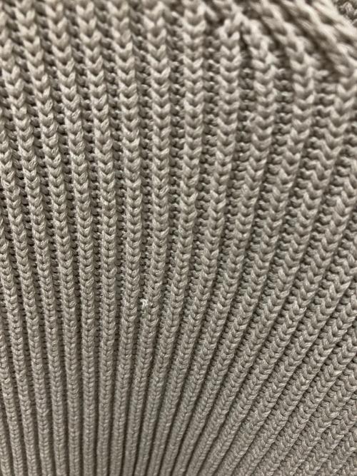 MUSE de Deuxieme Classe（ミューズ ドゥーズィエム クラス）MUSE de Deuxieme Classe (ミューズ ドゥーズィエム クラス) Code Lily Vネックプルオーバー ライトグレー サイズ:Freeの古着・服飾アイテム