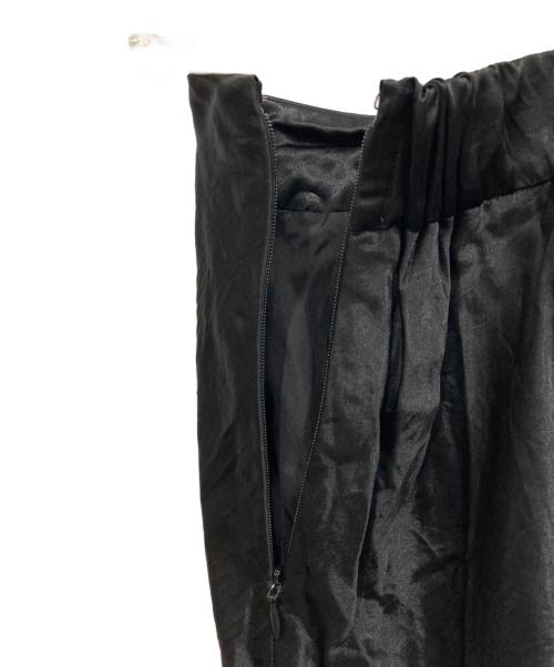 SACRA（サクラ）SACRA (サクラ) ACETATE SATIN SKIRT ブラック サイズ:38の古着・服飾アイテム