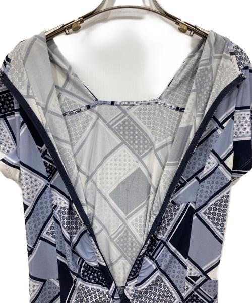 kay me（ケイミー）kay me (ケイミー) グレーパヴェ Vドレープワンピース ネイビー サイズ:11号の古着・服飾アイテム