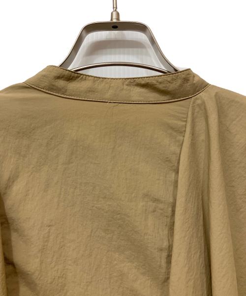 ELENDEEK（エレンディーク）ELENDEEK (エレンディーク) アシンメトリーロングコート ベージュ サイズ:2の古着・服飾アイテム