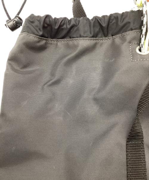 zattu（ザッツ）zattu (ザッツ) PATA-LQ/2WAYバッグ グレーの古着・服飾アイテム