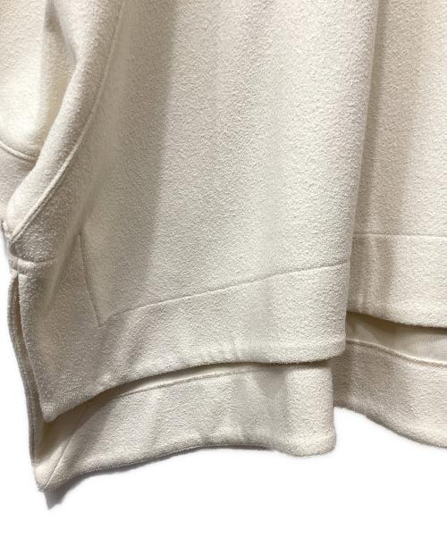 COGTHEBIGSMOKE（コグザビッグスモーク）COGTHEBIGSMOKE (コグザビッグスモーク) MEGA CREW NECK TOP アイボリー サイズ:Freeの古着・服飾アイテム