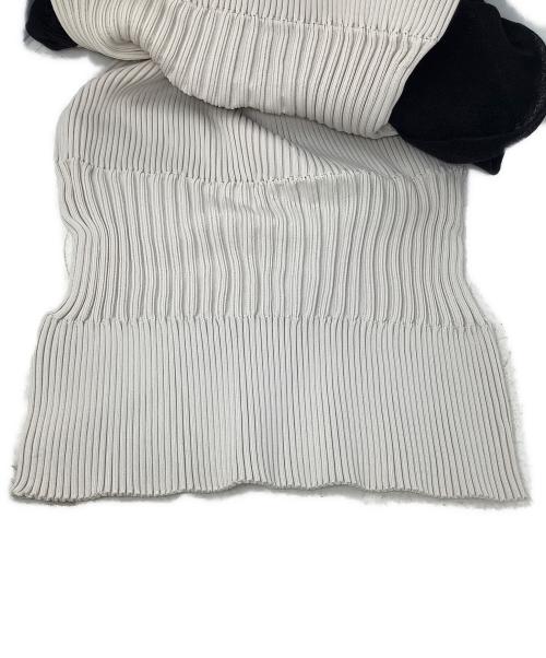 CFCL（シーエフシーエル）CFCL (シーエフシーエル) ワンピース　CFCL（シーエフシーエル）　CF006KH051　FLUTED LUCENT LONG PUFF SLEEVE DRESS ベージュ サイズ:SIZE 1の古着・服飾アイテム