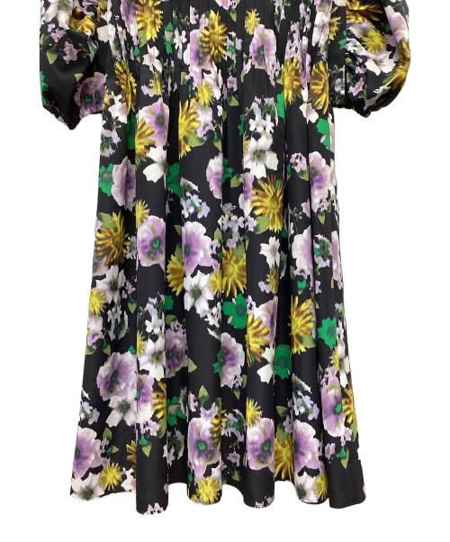 MUVEIL（ミュベール）MUVEIL (ミュベール) フラワープリントワンピース ブラック サイズ:36 未使用品の古着・服飾アイテム