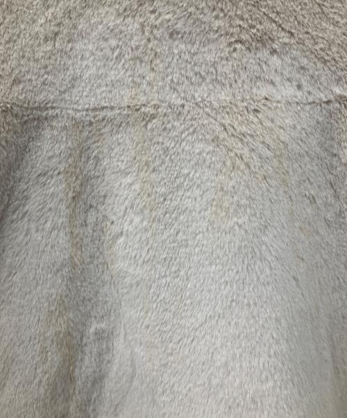 ASTRAET（アストラット）ASTRAET (アストラット) フレア フェイクファーベスト ベージュ サイズ:Freeの古着・服飾アイテム