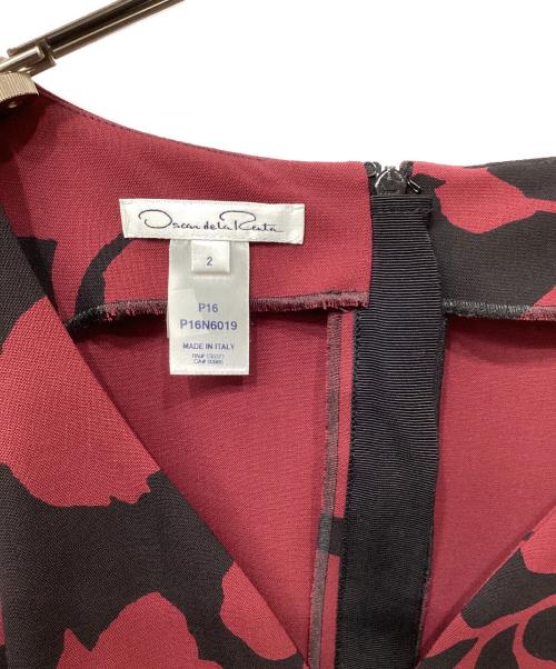 OSCAR DE LA RENTA（オスカーデラレンタ）OSCAR DE LA RENTA (オスカーデラレンタ) ノースリーブワンピース レッド サイズ:2の古着・服飾アイテム