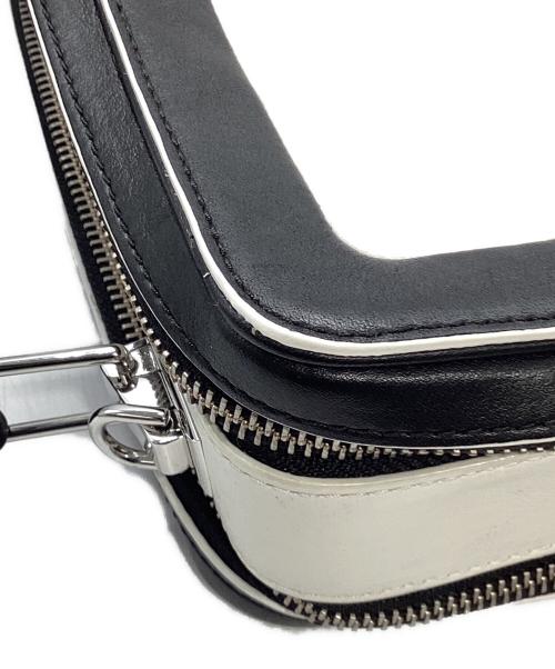 MARC JACOBS（マークジェイコブズ）MARC JACOBS (マークジェイコブス) THE BOX COLORBLOCKED 23レザーハンドバッグ ホワイト×ブラックの古着・服飾アイテム