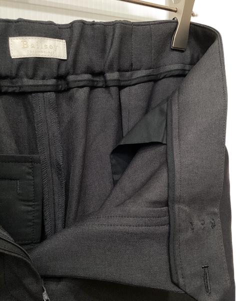 BALLSEY（ボールジィ）BALLSEY (ボールジィ) パウダリーストレッチツイルセミワイドパンツ グレー サイズ:36の古着・服飾アイテム