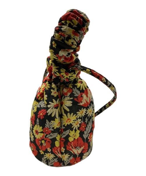 GANNI（ガニー）GANNI (ガニー) 花柄 巾着ショルダーバック ブラックの古着・服飾アイテム