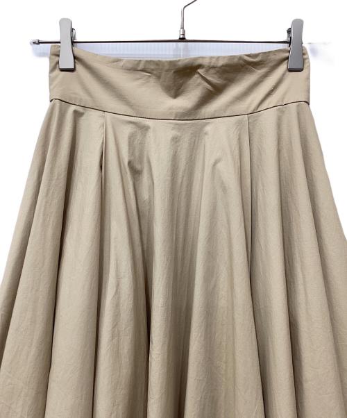 JENNE（ジェンヌ）JENNE (ジェンヌ) リッチボリュームフレアスカート ベージュ サイズ:Mの古着・服飾アイテム