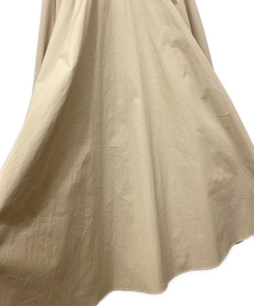 JENNE（ジェンヌ）JENNE (ジェンヌ) リッチボリュームフレアスカート ベージュ サイズ:Mの古着・服飾アイテム
