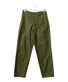 CIOTA（シオタ）の古着「CIOTA スビンコットンバックサテンベイカーパンツ」｜オリーブ