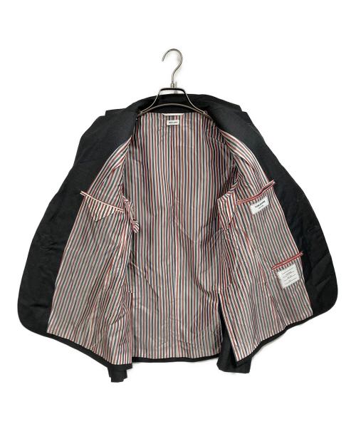 THOM BROWNE. NEW YORK（トムブラウン ニューヨーク）THOM BROWNE. NEW YORK (トムブラウン ニューヨーク) セットアップスーツ グレー サイズ:Lの古着・服飾アイテム