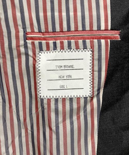 THOM BROWNE. NEW YORK（トムブラウン ニューヨーク）THOM BROWNE. NEW YORK (トムブラウン ニューヨーク) セットアップスーツ グレー サイズ:Lの古着・服飾アイテム