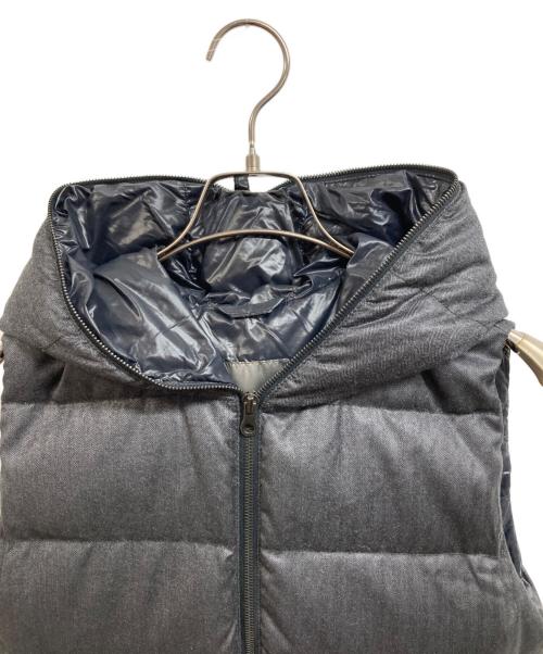 DUVETICA（デュベティカ）DUVETICA (デュベティカ) FEBEDUE ダウンベスト グレー サイズ:42の古着・服飾アイテム