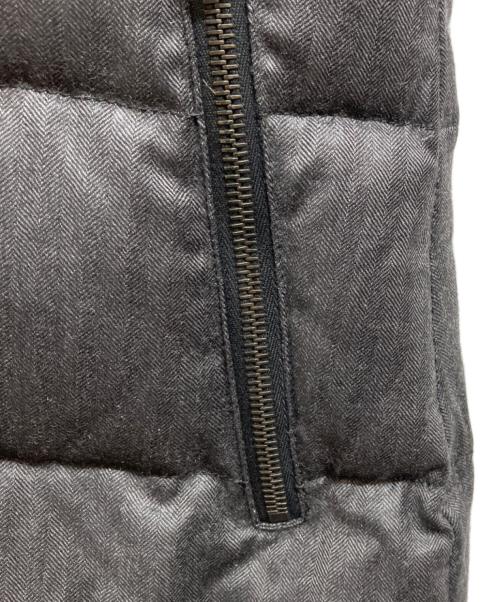 DUVETICA（デュベティカ）DUVETICA (デュベティカ) FEBEDUE ダウンベスト グレー サイズ:42の古着・服飾アイテム