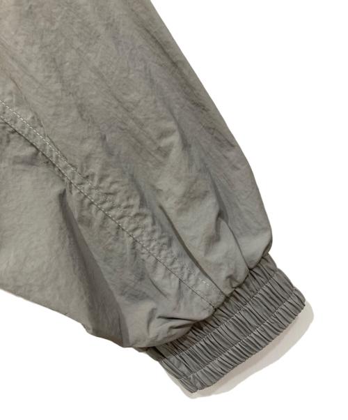 BHYPE Society（ビーハイプ ソサエティ）BHYPE Society (ビーハイプ ソサエティ) ナイロンブルゾン グレー サイズ:Mの古着・服飾アイテム