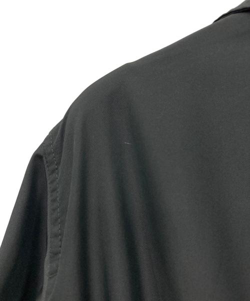 ARMANI COLLEZIONI（アルマーニ コレツィオーニ）ARMANI COLLEZIONI (アルマーニ コレツィオーニ) トレンチコート ブラック サイズ:42の古着・服飾アイテム