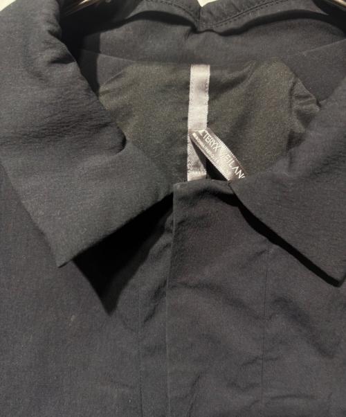 ARC'TERYX VEILANCE（アークテリクス ヴェイランス）ARC'TERYX VEILANCE (アークテリクス ヴェイランス) Mionn Insulated Overshirt ブラック サイズ:Mの古着・服飾アイテム