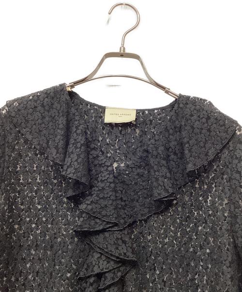 UNITED ARROWS（ユナイテッドアローズ）UNITED ARROWS (ユナイテッドアローズ) ラッフルフリル レース ブラウス ブラック サイズ:Freeの古着・服飾アイテム