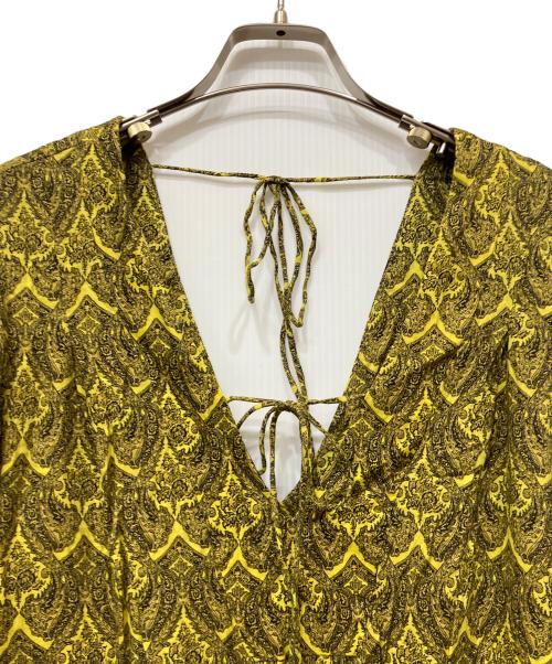 Uhr（ウーア）Uhr (ウーア) PAISLEY DRESS イエロー サイズ:36の古着・服飾アイテム