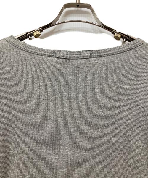 L'appartement（アパルトモン）L'Appartement (アパルトモン) RIB LONGSLEEVE T-SHIRT グレー サイズ:FREEの古着・服飾アイテム