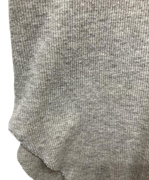 L'appartement（アパルトモン）L'Appartement (アパルトモン) RIB LONGSLEEVE T-SHIRT グレー サイズ:FREEの古着・服飾アイテム