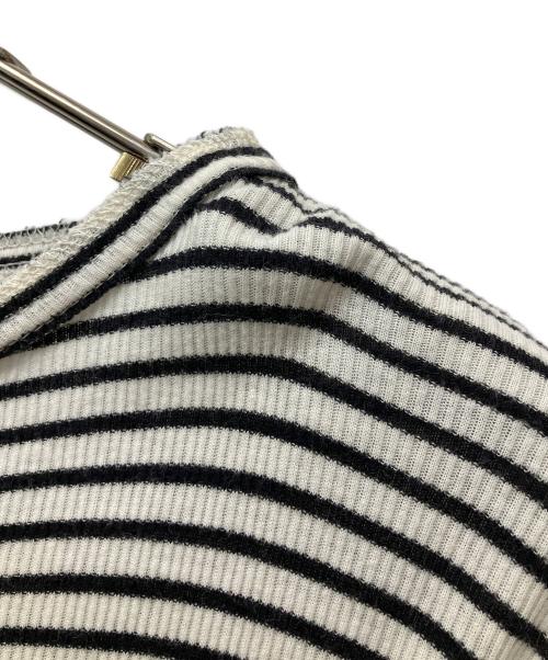 L'appartement（アパルトモン）L'Appartement (アパルトモン) RIB LONGSLEEVE T-SHIRT ホワイト×ブラック サイズ:FREEの古着・服飾アイテム