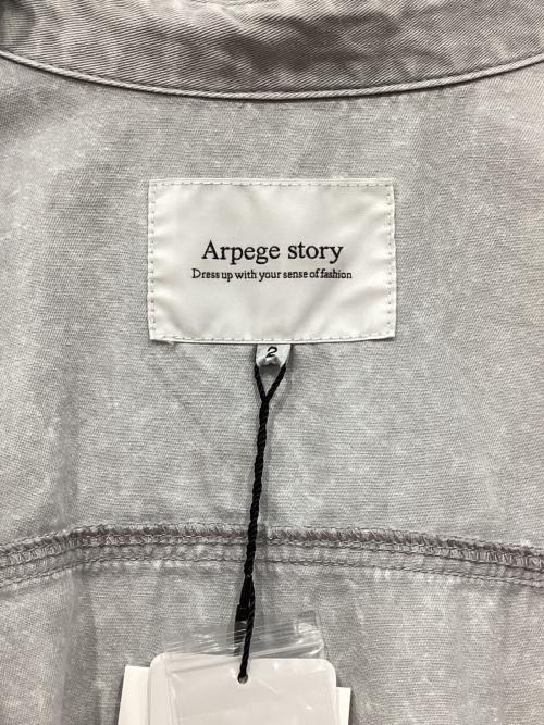 ARPEGE STORY（アルページュストーリー）Arpege story (アルページュストーリー) デニムライトシャツ ライトグレー サイズ:2 未使用品の古着・服飾アイテム