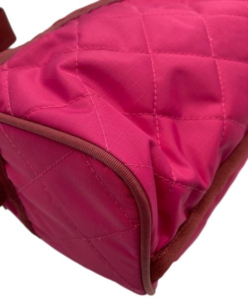 LeSportsac（レスポートサック）LeSportsac (レスポートサック) Megumi Kanzaki (メグミカンザキ) 2WAYバッグ ピンクピーコックキルトの古着・服飾アイテム