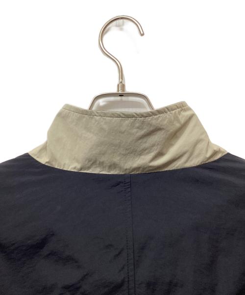 MIZUNO（ミズノ）MIZUNO (ミズノ) ウォーターリパレント ライトウィンドブレーカー ブラック×ベージュ サイズ:Lの古着・服飾アイテム