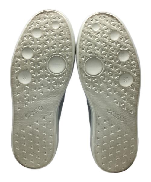 ECCO（エコー）ECCO (エコー) street patent platform sneakers シルバー サイズ:23.5の古着・服飾アイテム