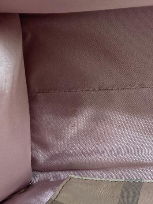 BLUE LABEL CRESTBRIDGE（ブルーレーベルクレストブリッジ）BLUE LABEL CRESTBRIDGE (ブルーレーベルクレストブリッジ) メタルハンドルレザースクエアトートバッグ ピンクの古着・服飾アイテム