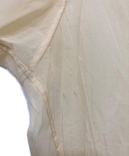 6(ROKU) BEAUTY&YOUTH（ロク ビューティーアンドユース）6(ROKU) BEAUTY&YOUTH (ロク ビューティーアンドユース) SUKE ZIP ANORAK アイボリー サイズ:FREEの古着・服飾アイテム