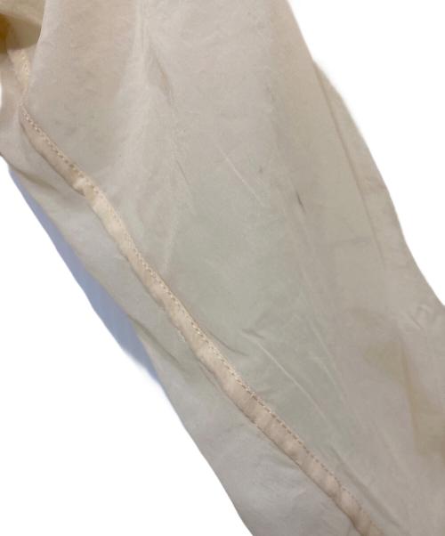 6(ROKU) BEAUTY&YOUTH（ロク ビューティーアンドユース）6(ROKU) BEAUTY&YOUTH (ロク ビューティーアンドユース) SUKE ZIP ANORAK アイボリー サイズ:FREEの古着・服飾アイテム